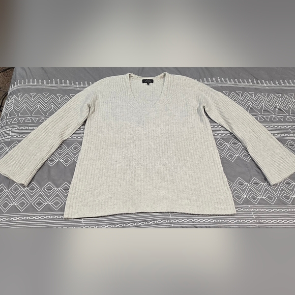 rag & bone Sweaters - Rag & Bone Phyllis Cashmere Vneck Sweater Size XS